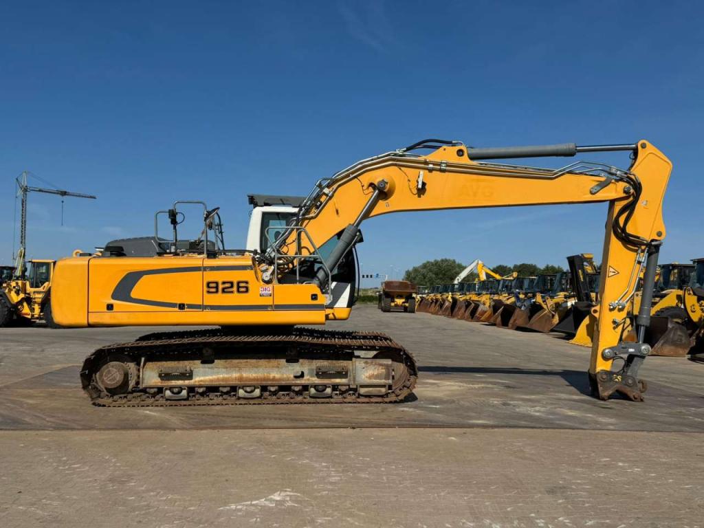 Liebherr R926 LC Photo 5