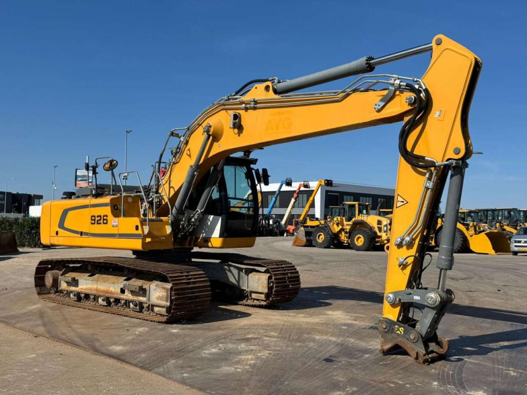 Liebherr R926 LC Photo 6