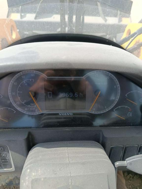 Volvo L90H Photo 9