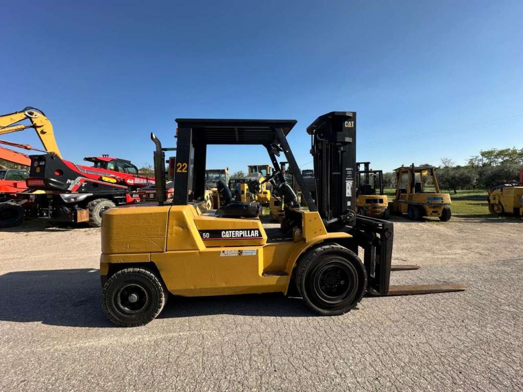 Caterpillar DP50K Photo 3