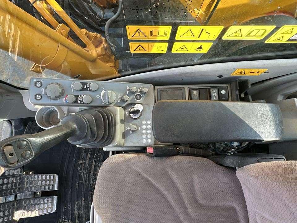 Hitachi X250LCN-5B Photo 18