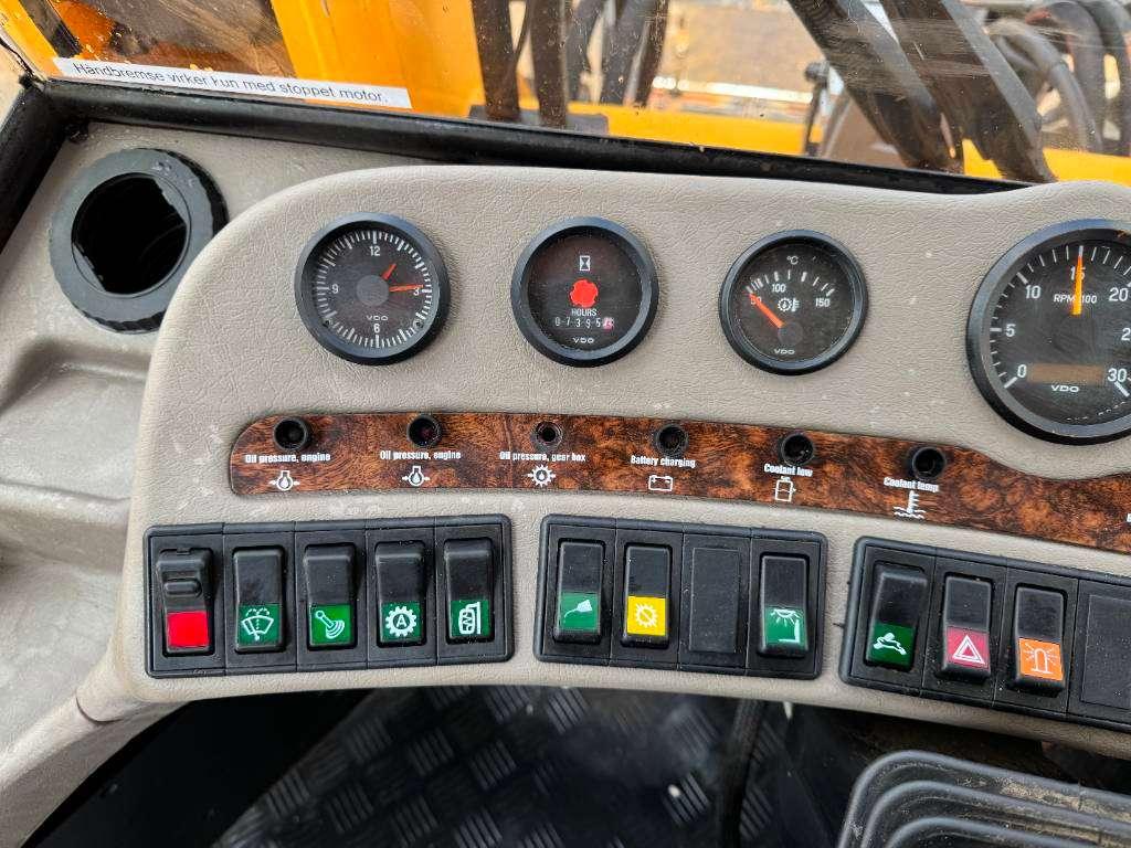 Ljungby Maskin L18 - 4rd Function / CDC Steering Photo 15