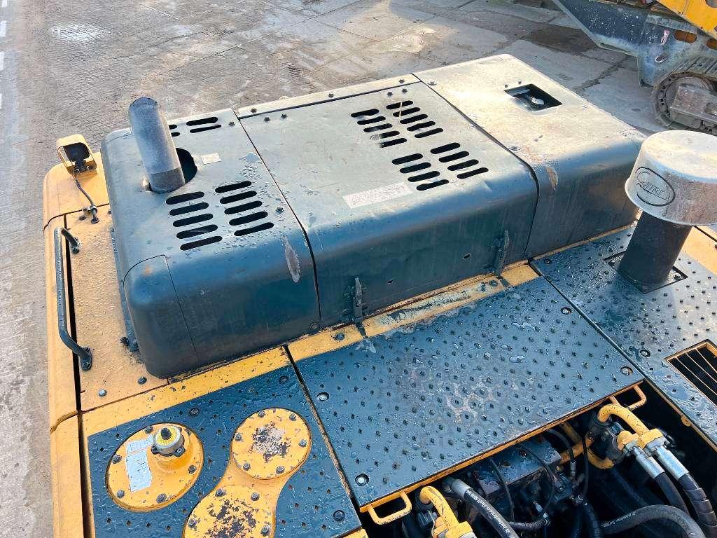 Hyundai R520LC-9 - Good Working Condition / CE Photo 15