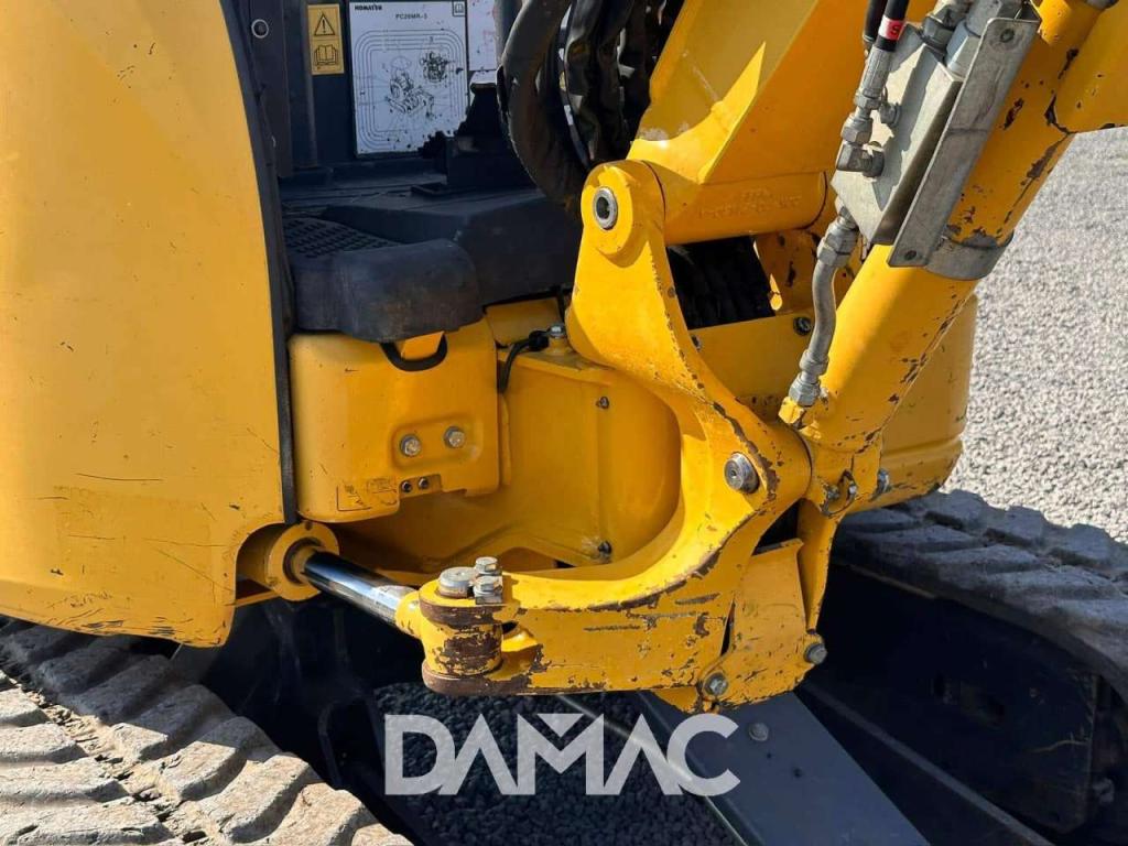 Komatsu PC26MR-3 Photo 16