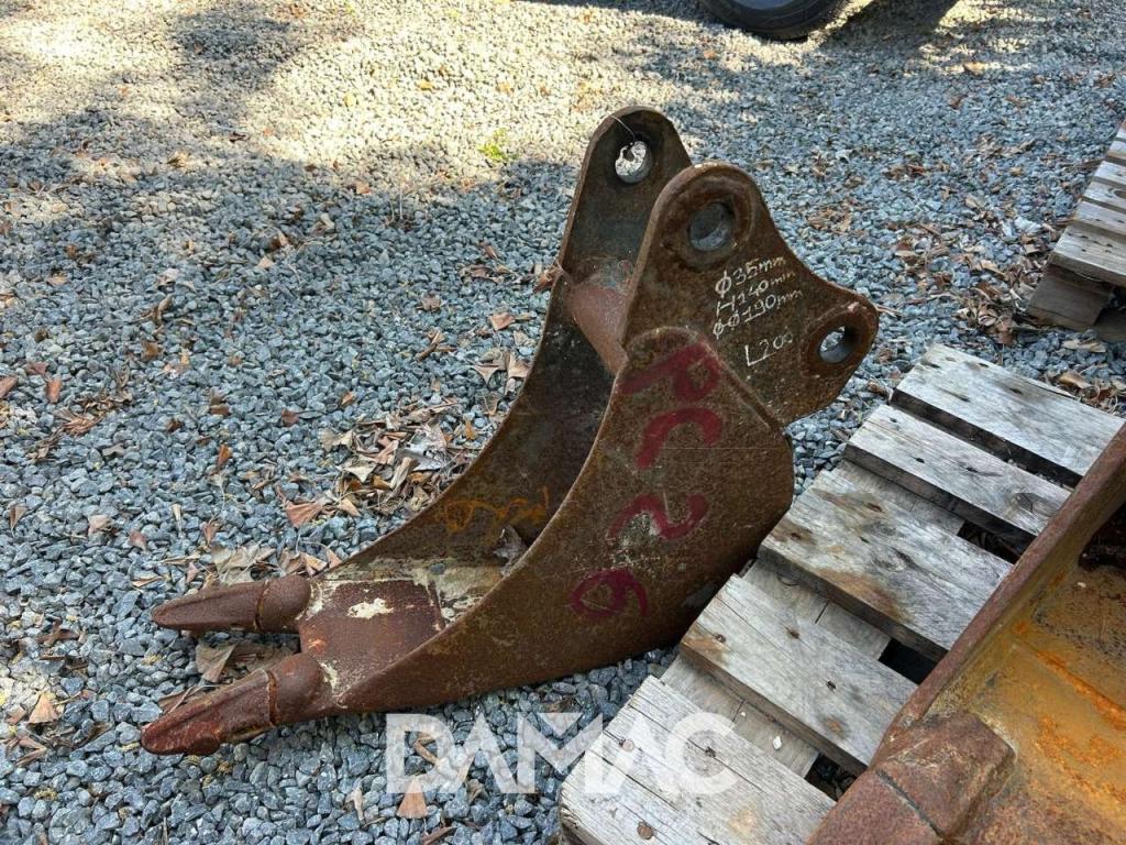 Komatsu PC26MR-3 Photo 28