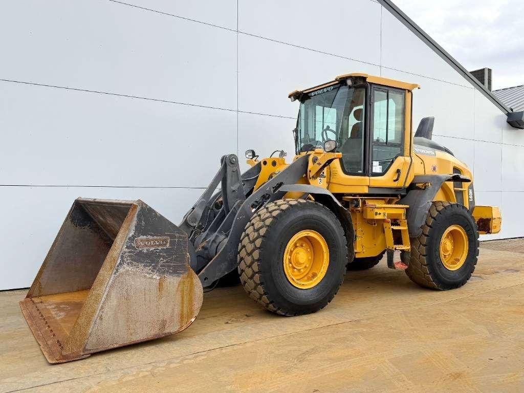 Volvo L60H - Backup Camera / Quick Coupler Photo 2