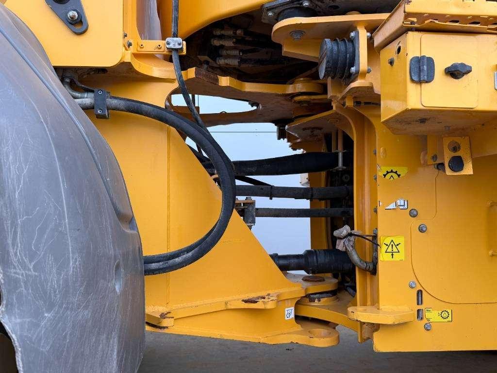 Volvo L60H - Backup Camera / Quick Coupler Photo 20