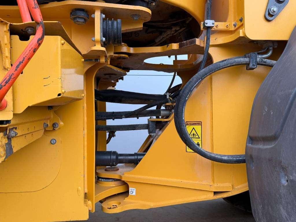 Volvo L60H - Backup Camera / Quick Coupler Photo 21