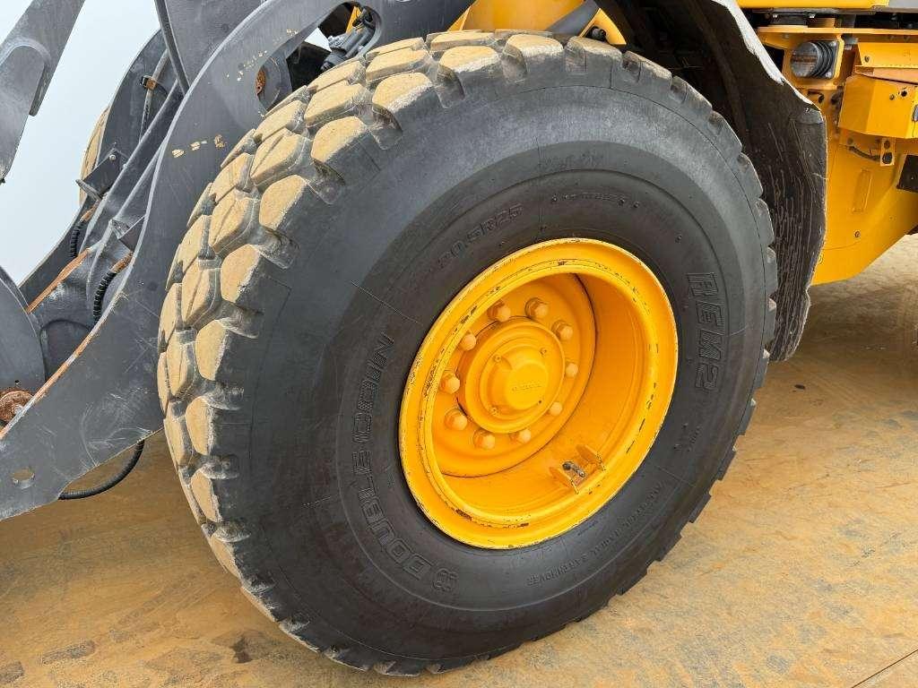 Volvo L60H - Backup Camera / Quick Coupler Photo 22
