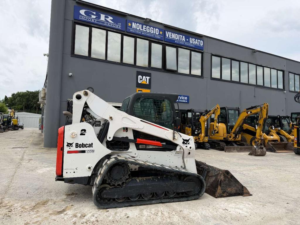 Bobcat T770 Photo 1