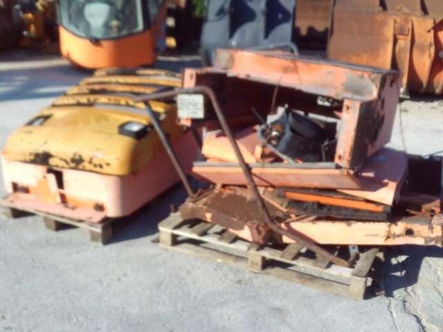 Hood and body panel for Fiat Hitachi W170 Photo 2
