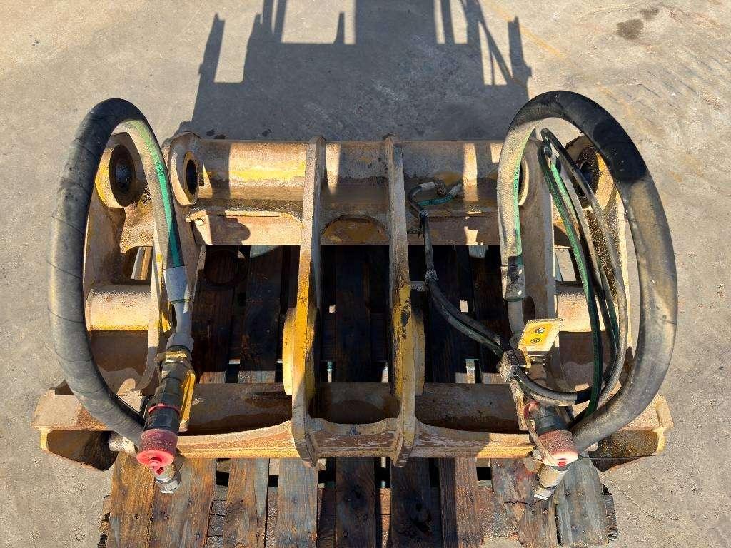 Volvo ISO - Caterpillar 938K / 938M Lundberg Photo 2