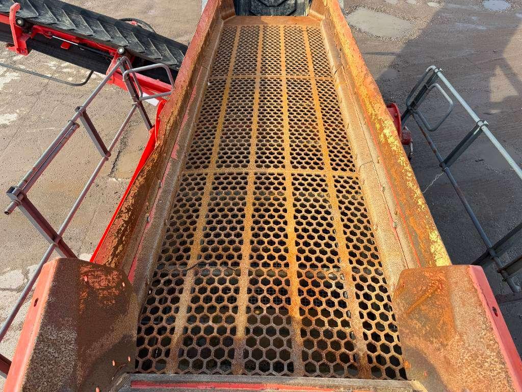 Sandvik QE340 - Caterpillar Engine / 2 Side Convey Photo 22