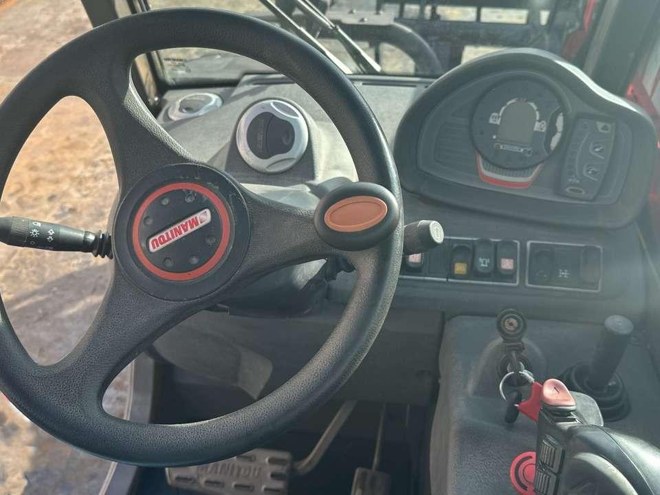 Manitou MT625 4x4 Photo 9