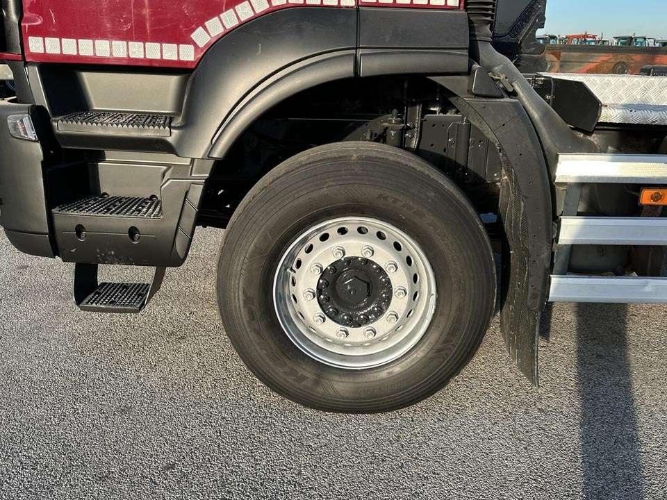 Iveco TRAKKER 450 6x4 Photo 12