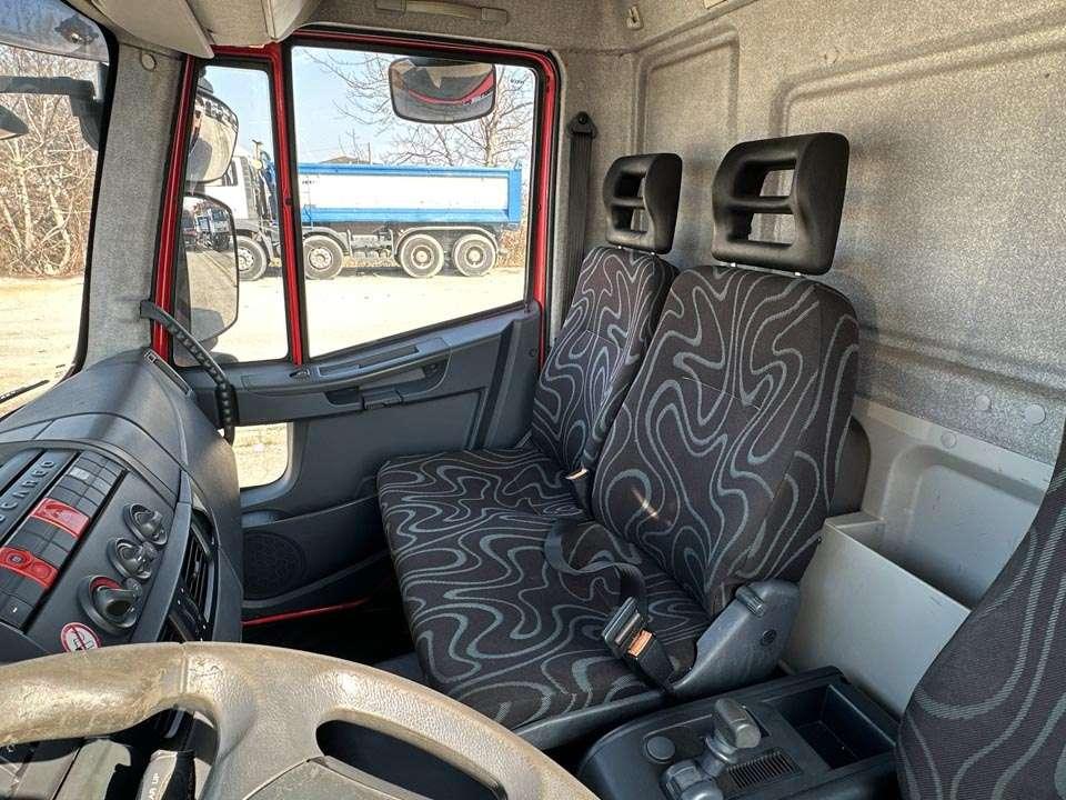 Iveco EUROCARGO 90E18 4X2 Photo 19
