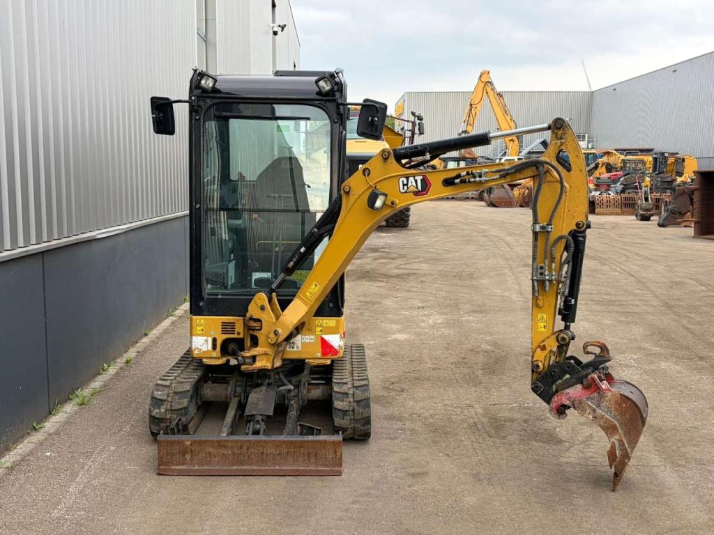 Caterpillar 301.8-05 Photo 12