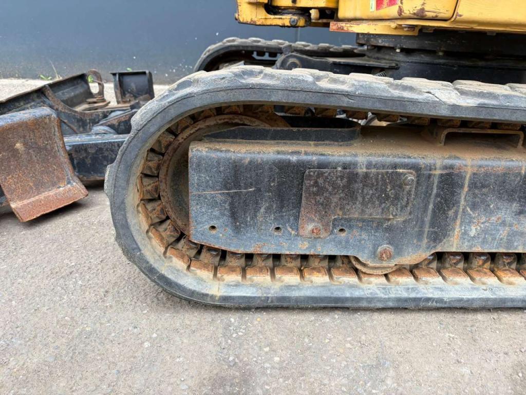 Caterpillar 301.8-05 Photo 21