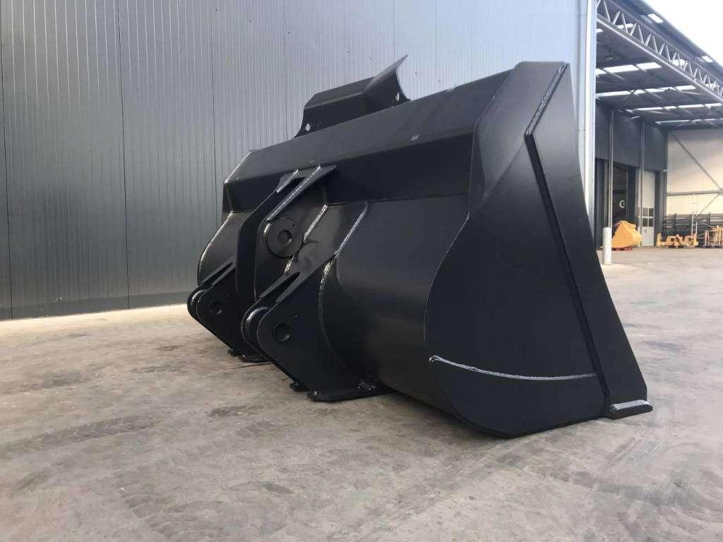 Volvo L180G Photo 8
