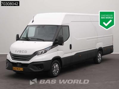 Iveco Daily 35S21 3.0L Automaat L3H2 210PK ACC LED Airco Camera Parkeersensoren CarPlay Stoelverwarming 3 sold by BAS World B.V.