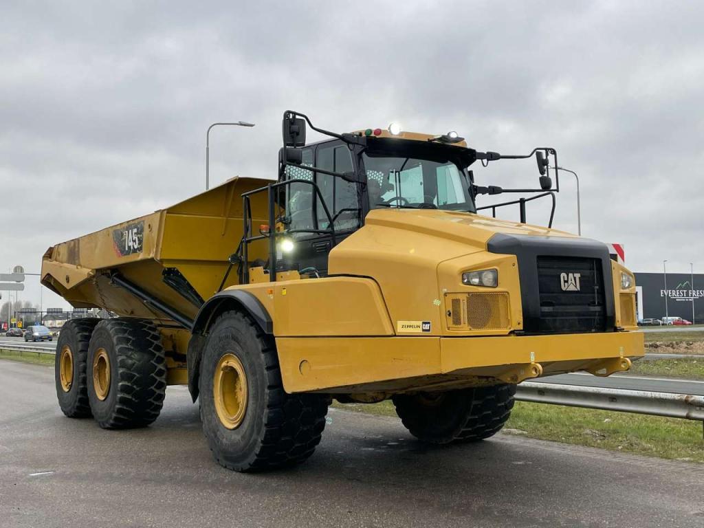 Caterpillar 745 04A Photo 7