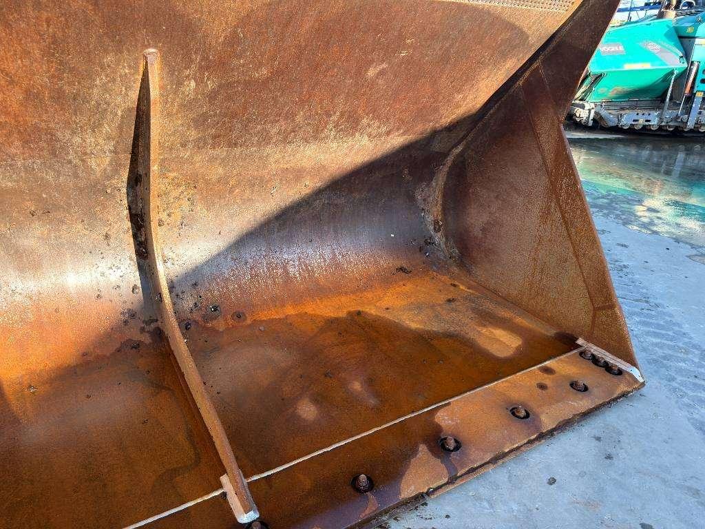 Caterpillar 966G / 966H / 966K / 966M / 966 / 972G / 972H / 97 Photo 11
