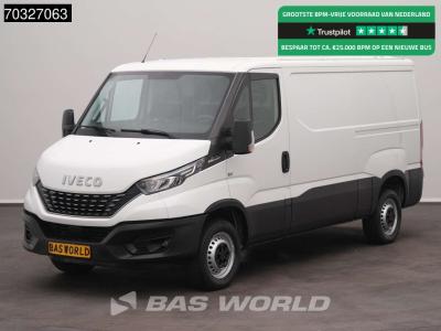 Iveco Daily 35S18 3.0L Automaat Laag Dak L2H1 3,5t Trekhaak Navi LED Airco Cruise Camera Werkplaatsinrich sold by BAS World B.V.