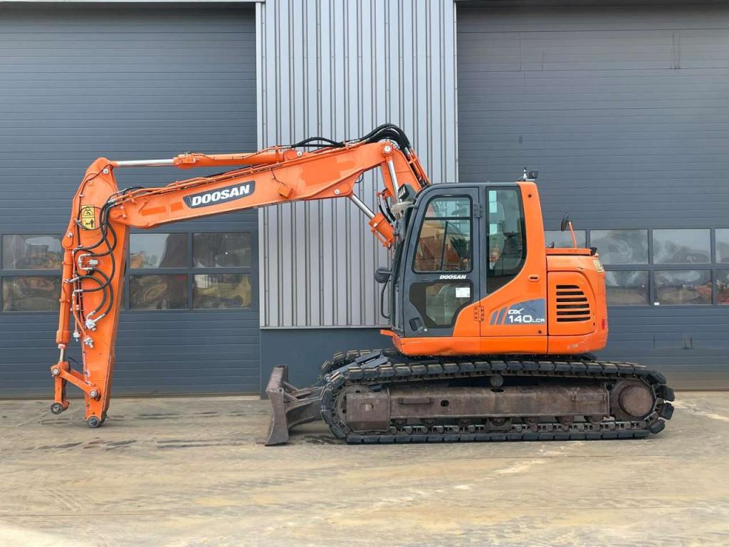 Doosan DX140LCR-3 Photo 1