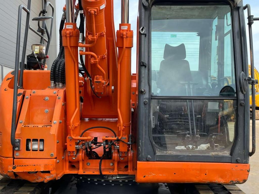 Doosan DX140LCR-3 Photo 11