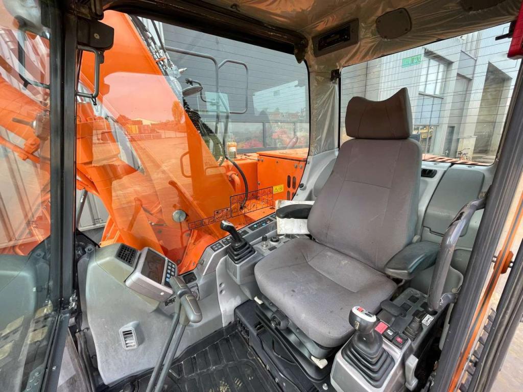 Doosan DX140LCR-3 Photo 23