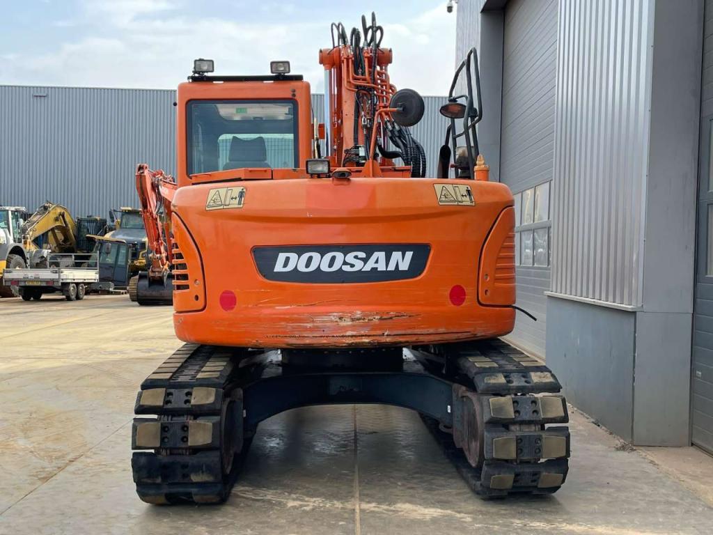 Doosan DX140LCR-3 Photo 4