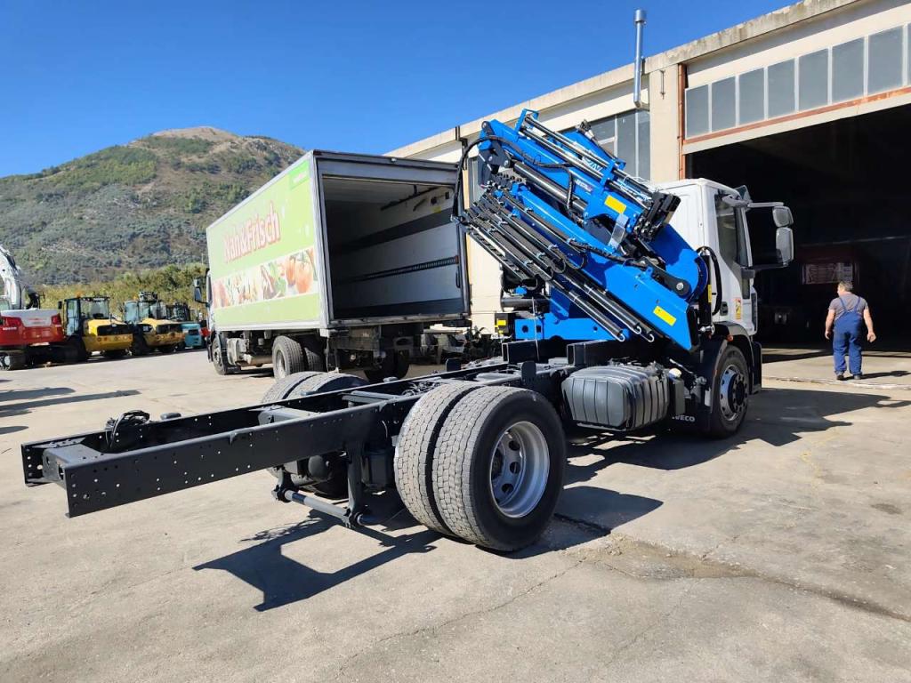 Iveco EUROCARGO CUBE 190-280L Photo 23