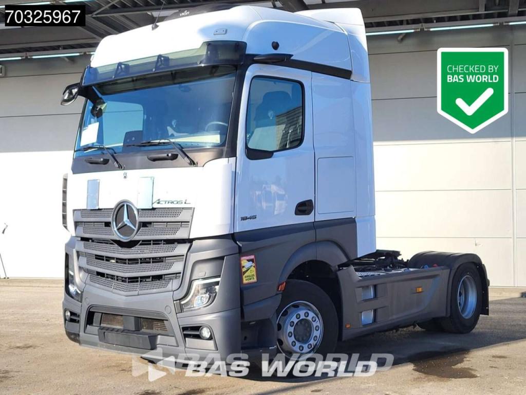 Mercedes-Benz Actros 1845 4X2 BigSpace Retarder 2x Tanks Standklima Navi Photo 1