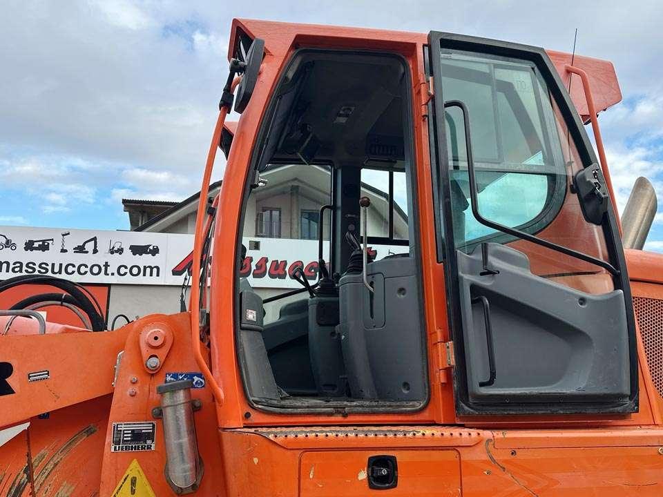 Liebherr LR634 Photo 12