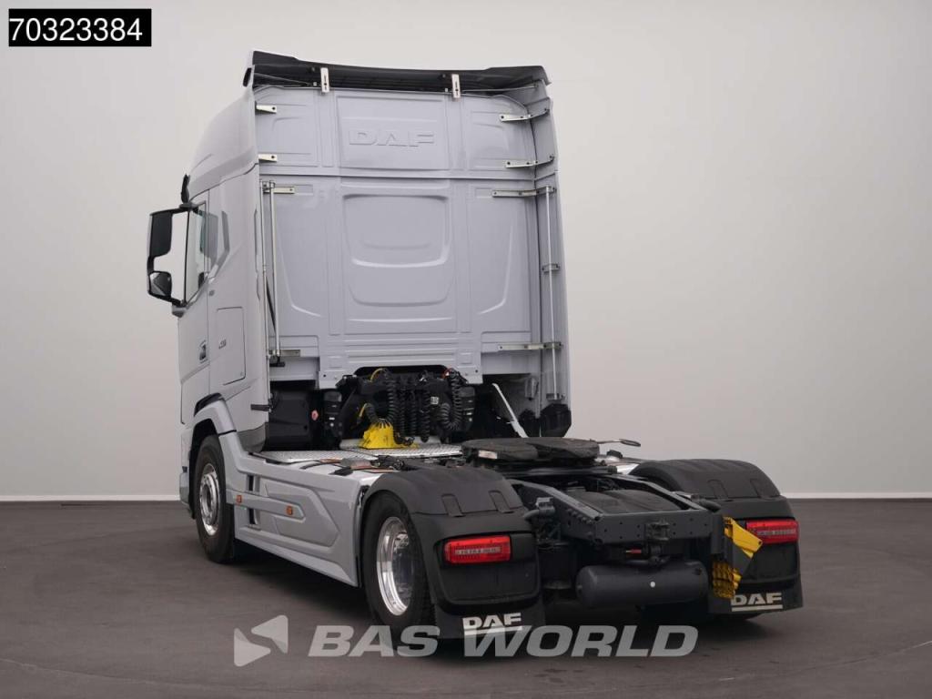Daf XG 530 4X2 ADR! Retarder 2xTanks Alcoa's Standklima ACC Photo 2
