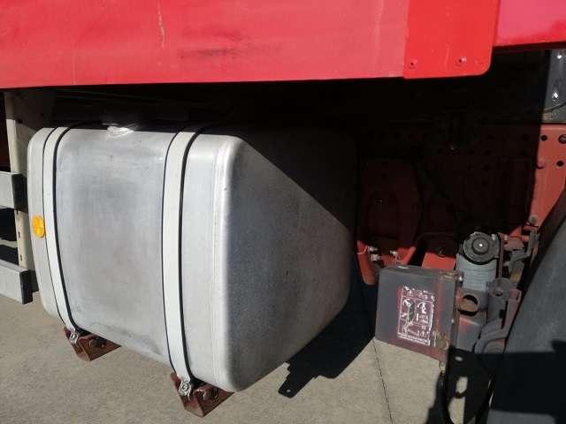 Iveco Cursor 190E31 Photo 8