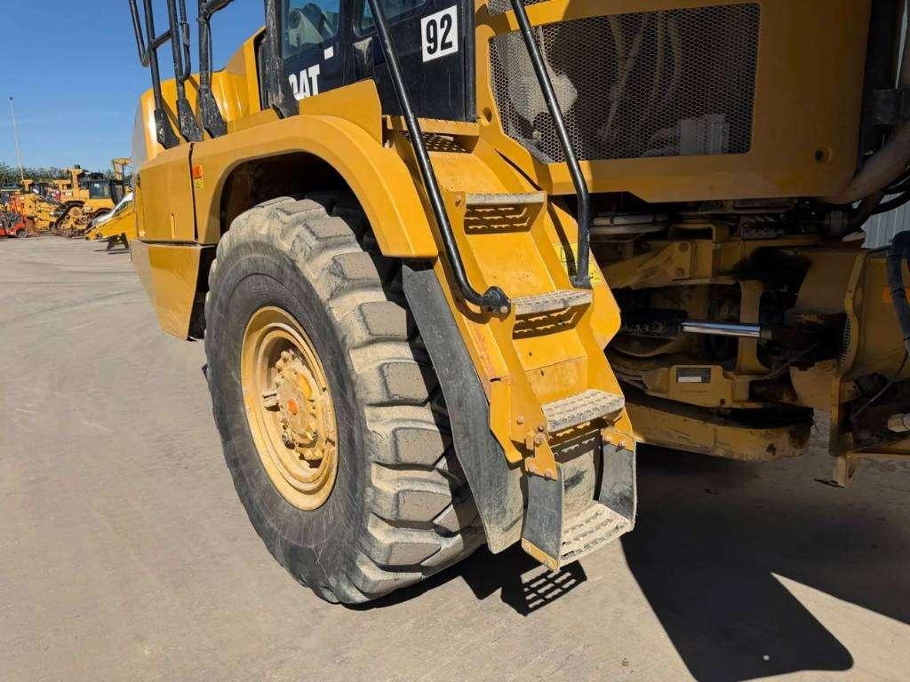 Caterpillar 735 04A Photo 12