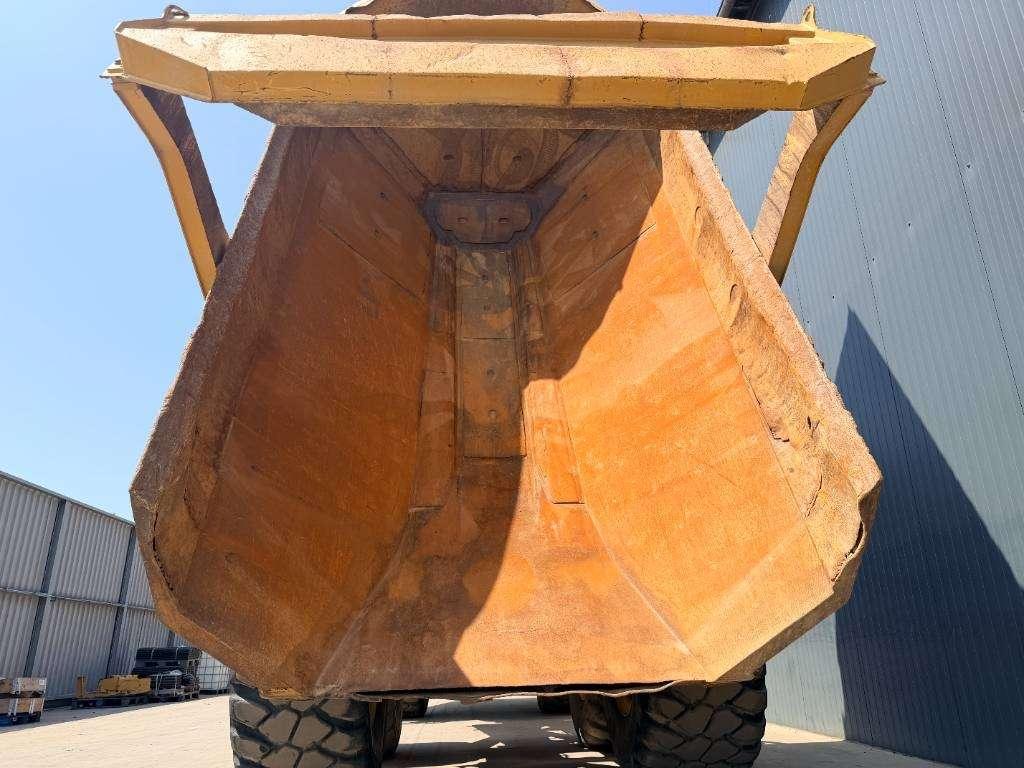Caterpillar 735 04A Photo 4