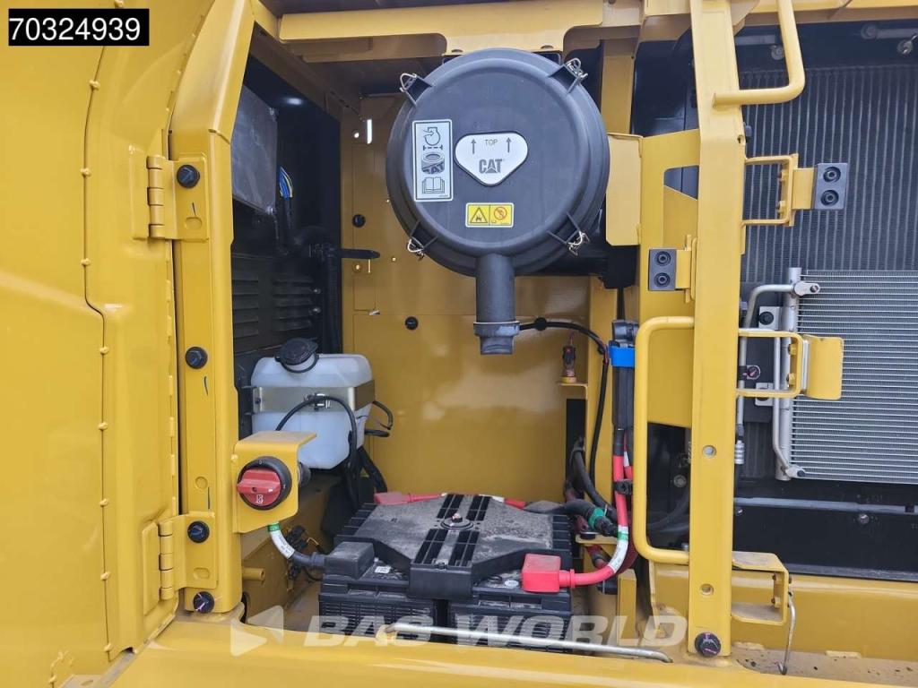 Caterpillar 320 D3 GC Photo 22