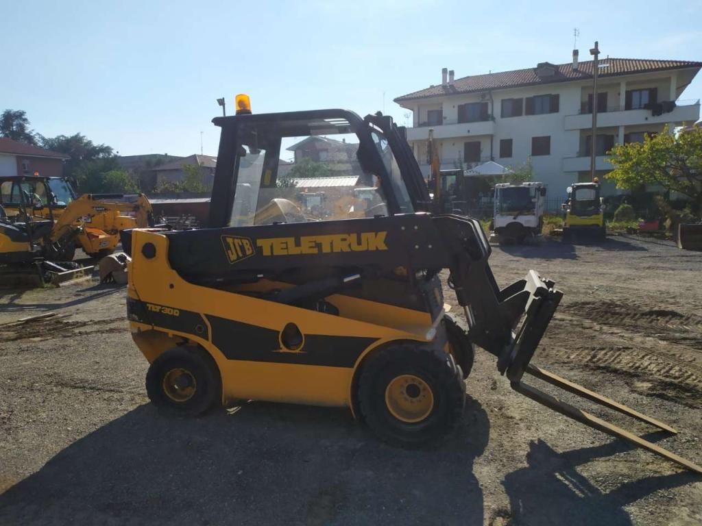 JCB TLT30D Photo 4