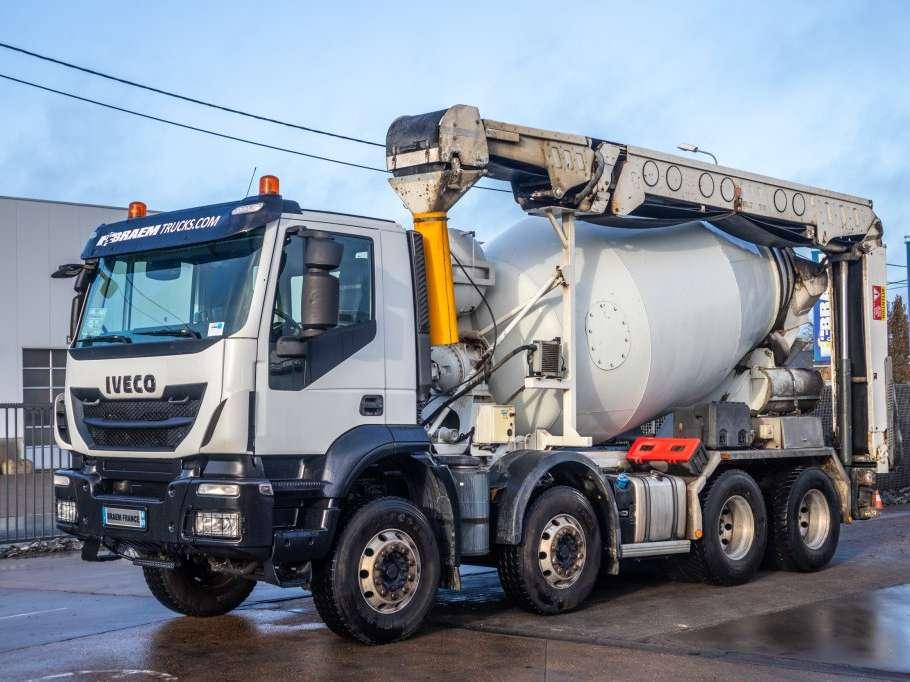 Iveco EUROTRAKKER 400+BAND/TAPIS/BELT-T40 Photo 1