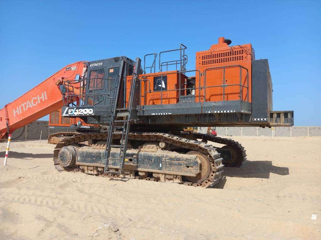 Hitachi EX1200-7 Longreach 28m (Saudi Arabia) Photo 24