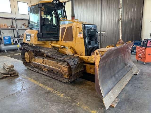Caterpillar D6K XL Photo 2