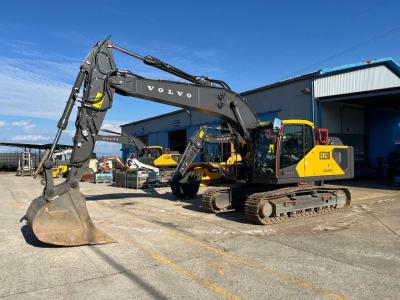 Volvo EC230FNL-5 sold by Omeco Spa