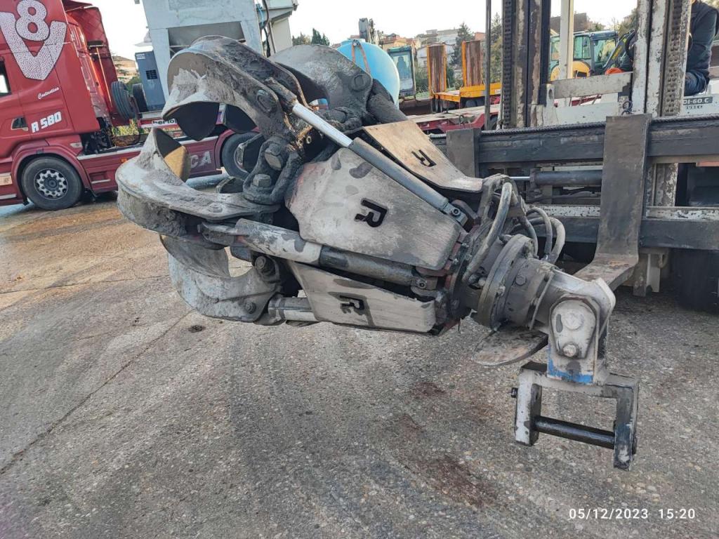 Liebherr A924B Photo 17