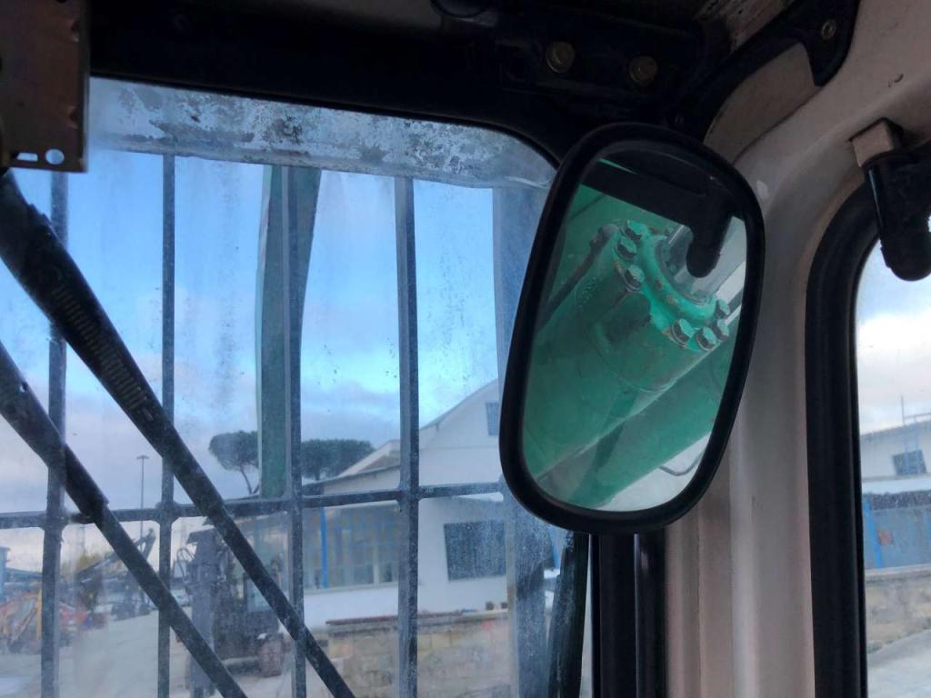 Liebherr A924B Photo 9