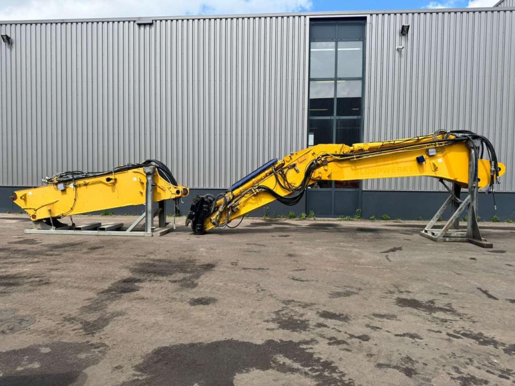 Komatsu PC490HRD-11 Photo 4
