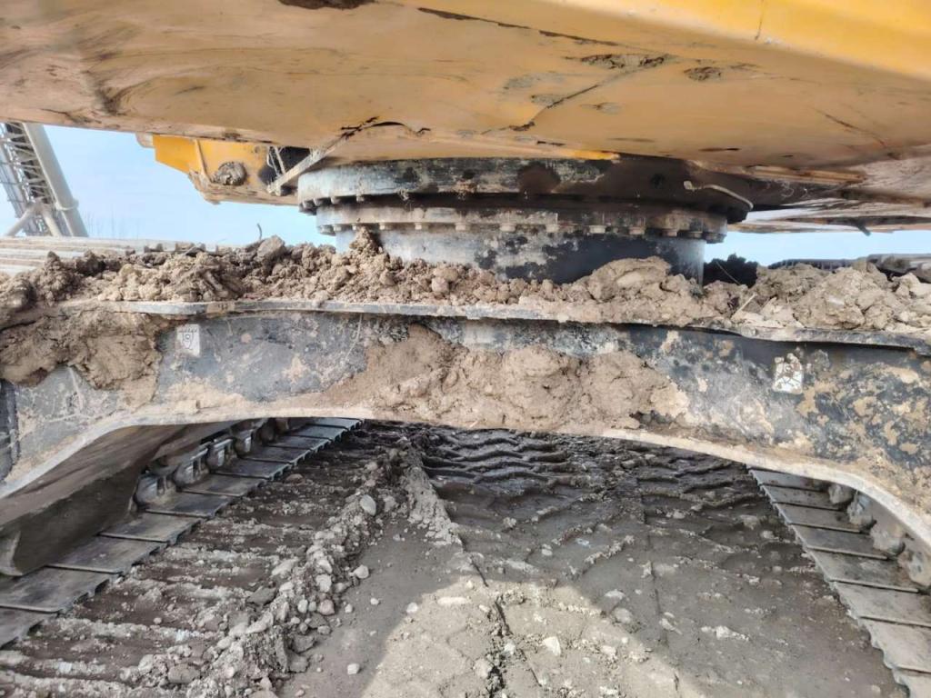 JCB 220X L4F Photo 7