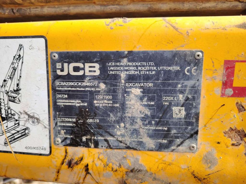 JCB 220X L4F Photo 9