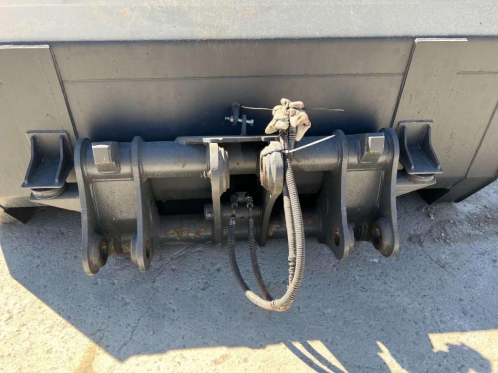 Loader bucket Photo 3